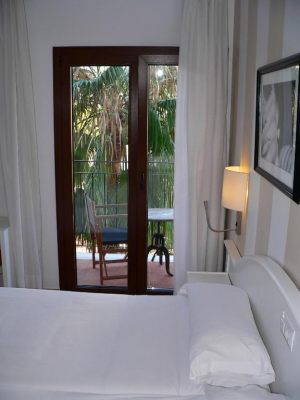 Boutique Bon Repos – Adults Only