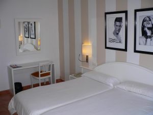 Boutique Bon Repos – Adults Only
