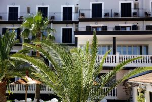 Boutique Bon Repos – Adults Only