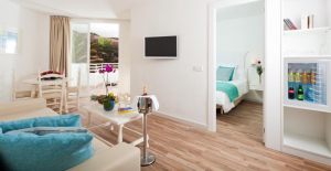 FERGUS Style Cala Blanca Suites