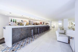 FERGUS Style Cala Blanca Suites